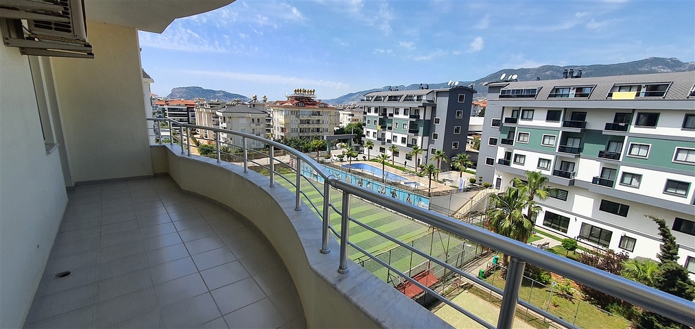 شقة فسيحة 3 + 1 في منطقة توسمور