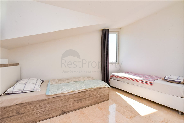 بنتهاوس واسع 3 + 1 في منطقة كوناكلي. 