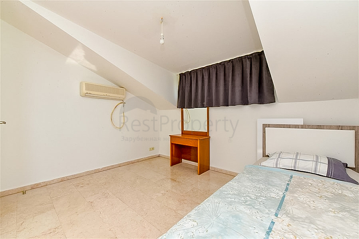 بنتهاوس واسع 3 + 1 في منطقة كوناكلي. 