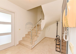 بنتهاوس واسع 3 + 1 في منطقة كوناكلي. 