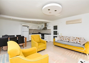 بنتهاوس واسع 3 + 1 في منطقة كوناكلي. 