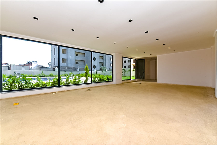 2 + 1 بنتهاوس في منطقة أوبا