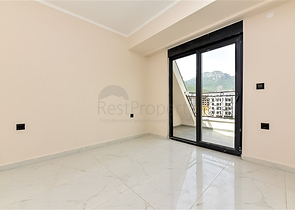 2 + 1 بنتهاوس في منطقة أوبا