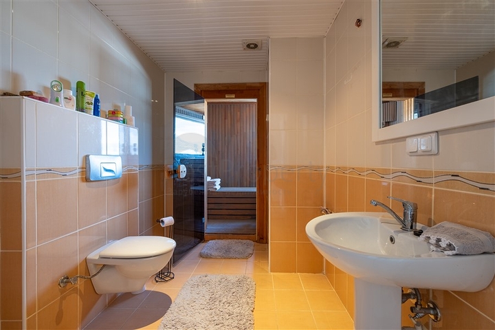 بنتهاوس 3+1 في منطقة محمودلار