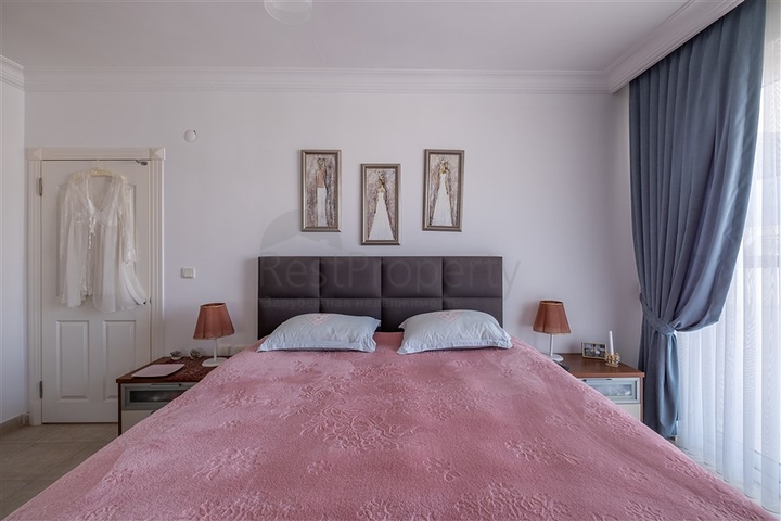 بنتهاوس 3+1 في منطقة محمودلار