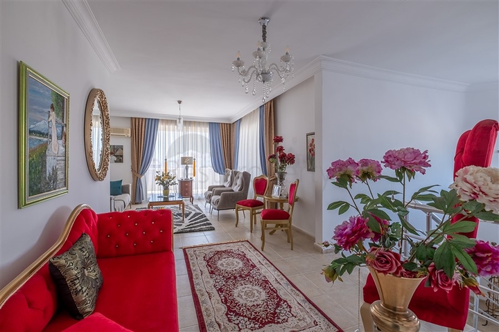 بنتهاوس 3+1 في منطقة محمودلار