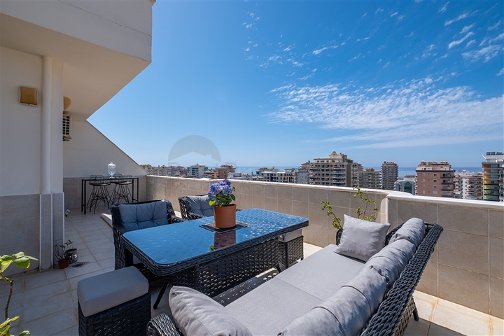 بنتهاوس 3+1 في منطقة محمودلار