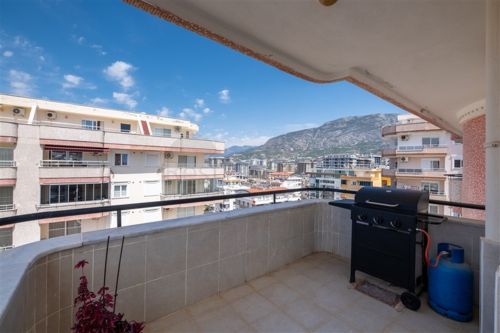 بنتهاوس 3+1 في منطقة محمودلار