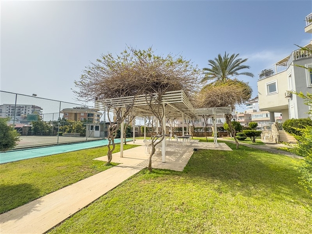 شقة ذات تصميم واسع 1+1 في منطقة سيكجيلي. 