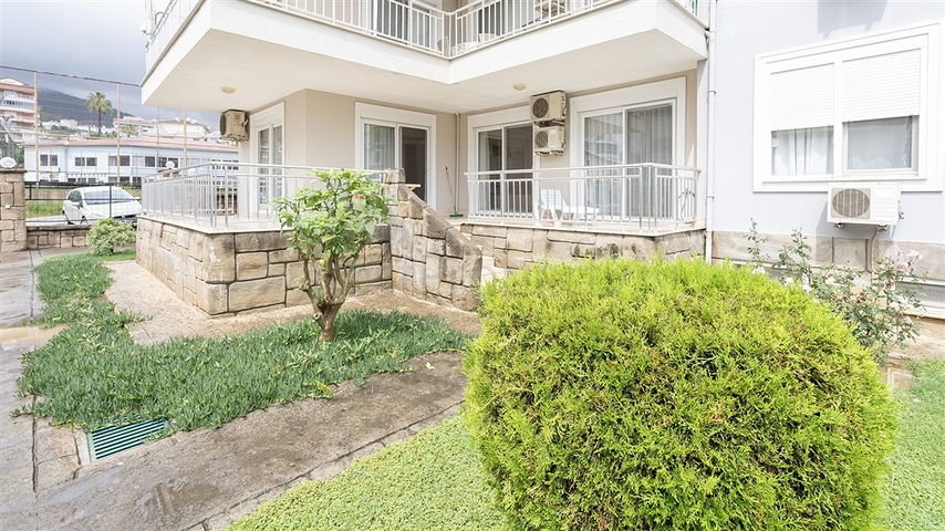  شقة 2+1 مع إمكانية الوصول إلى الحديقة في منطقة جيكجيلي