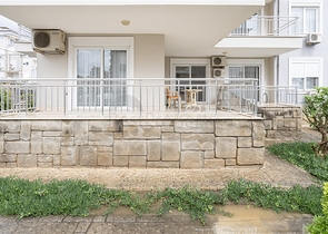  شقة 2+1 مع إمكانية الوصول إلى الحديقة في منطقة جيكجيلي