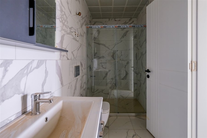 بنتهاوس 2 + 1 مطل على البحر وقلعة كاليه في منطقة أوبا