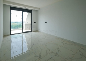 بنتهاوس 2 + 1 مطل على البحر وقلعة كاليه في منطقة أوبا