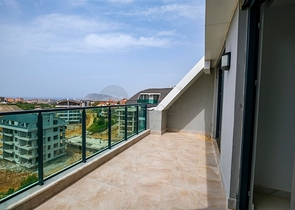 بنتهاوس 2 + 1 مطل على البحر وقلعة كاليه في منطقة أوبا