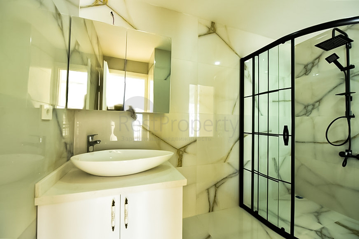 بنتهاوس 3+1 في منطقة شعبية