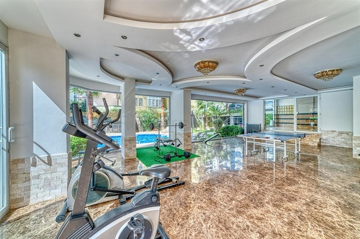 بنتهاوس 3+1 في منطقة شعبية