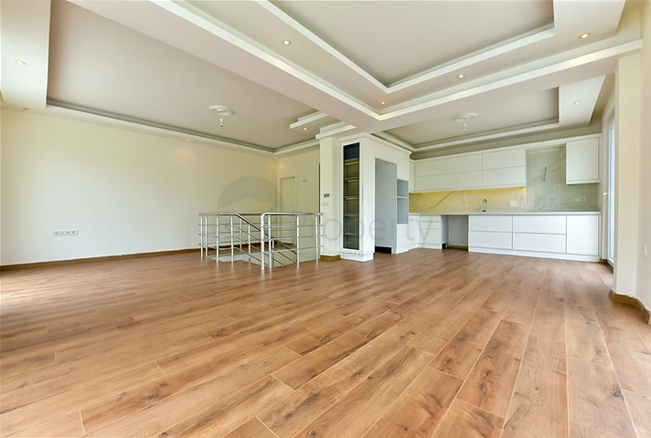 بنتهاوس 3+1 في منطقة شعبية