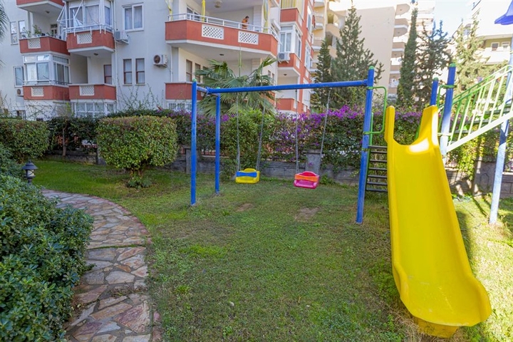 بنتهاوس 3+1 في منطقة شعبية