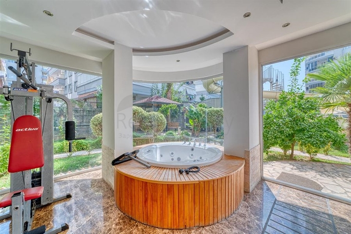 بنتهاوس 3+1 في منطقة شعبية