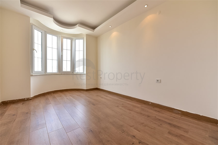 بنتهاوس 3+1 في منطقة شعبية