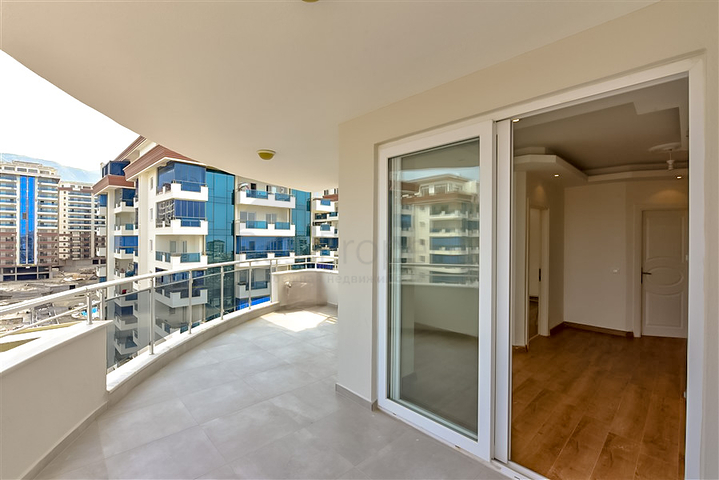 بنتهاوس 3+1 في منطقة شعبية