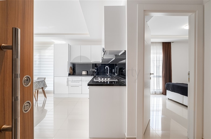 شقة 1+1 على مسافة قريبة من البحر