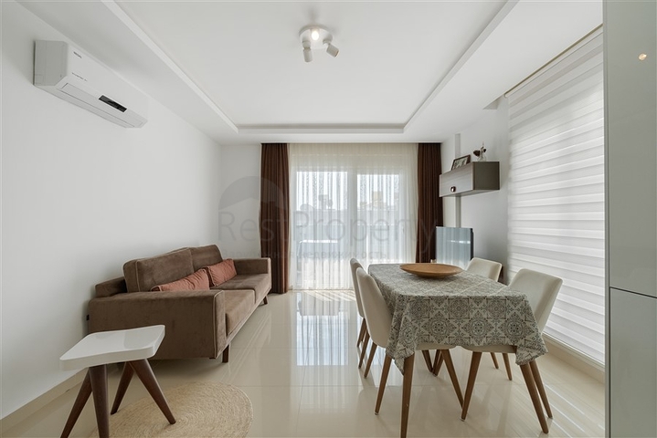 شقة 1+1 على مسافة قريبة من البحر