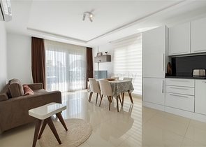 شقة 1+1 على مسافة قريبة من البحر