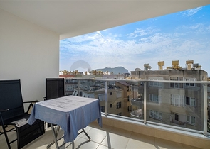 شقة 1+1 على مسافة قريبة من البحر