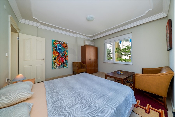 فيلا مع إطلالة بانورامية على البحر والجبل