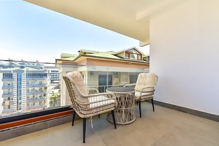 بنتهاوس فاخر على الساحل الأول في كلا الاتجاهين