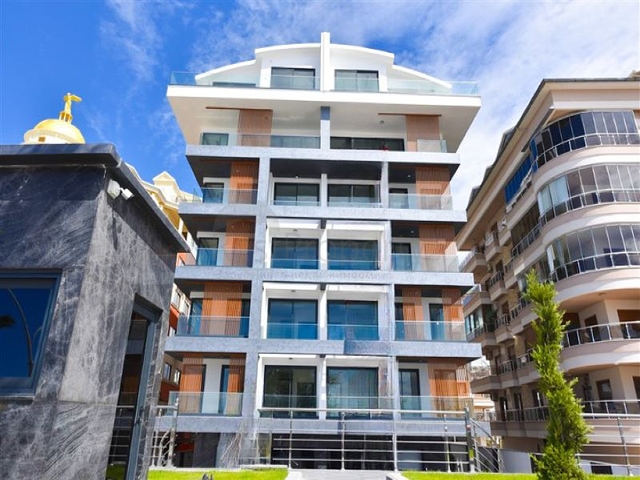 بنتهاوس فاخر على الساحل الأول في كلا الاتجاهين