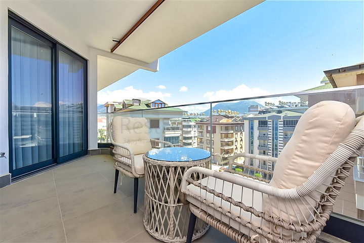 بنتهاوس فاخر على الساحل الأول في كلا الاتجاهين