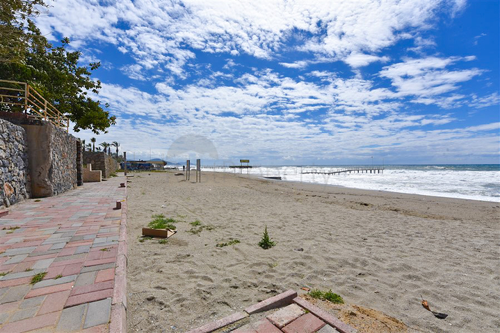 بنتهاوس فاخر على الساحل الأول في كلا الاتجاهين