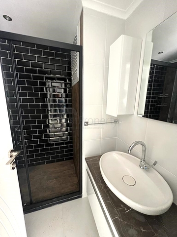 تصميم حديث - شقق ضمن مجمع سكني حديث -في مهموتلار / الانيا 