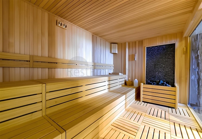 شقة مشرقة وواسعة في مجمع سكني حديث في منطقة أوبا