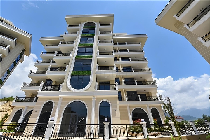 شقة مشرقة وواسعة في مجمع سكني حديث في منطقة أوبا