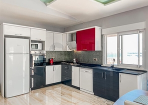 3 + 1 بنتهاوس مطلة على البحر 3 + 1 بنتهاوس مطلة على البحر