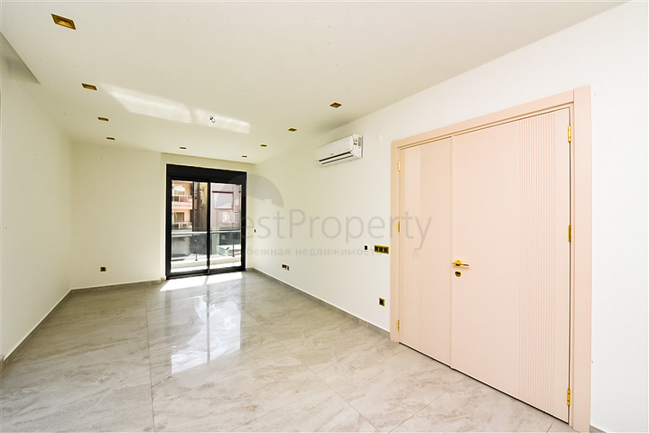 شقة 2+1 في مجمع من الدرجة الممتازة في وسط ألانيا 