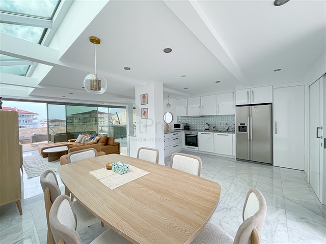 بنتهاوس 3+1 مع إطلالات على البحر والجبل