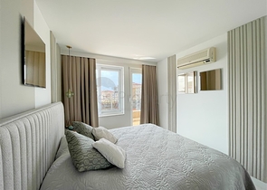 بنتهاوس 3+1 مع إطلالات على البحر والجبل