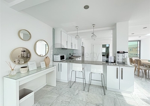 بنتهاوس 3+1 مع إطلالات على البحر والجبل