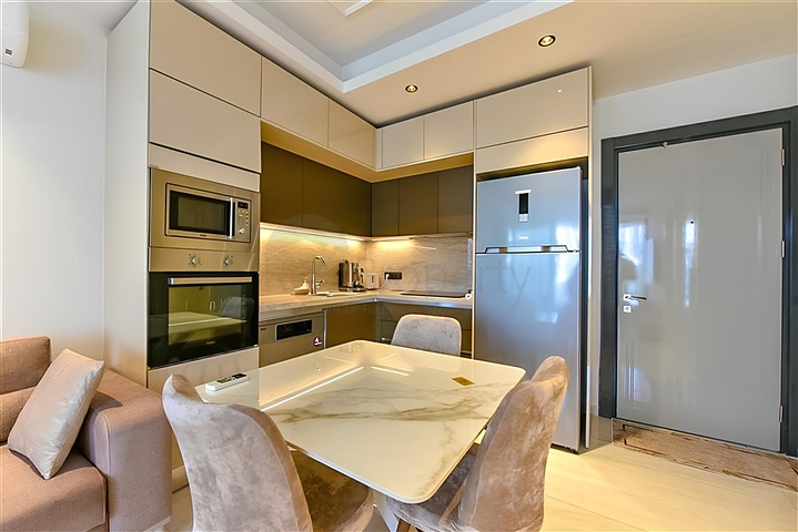 شقة 1 + 1 على الساحل الأول