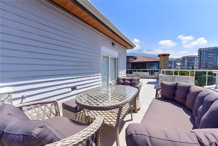 فيلا فسيحة في محمودلار هي الخيار المثالي لعائلة كبيرة