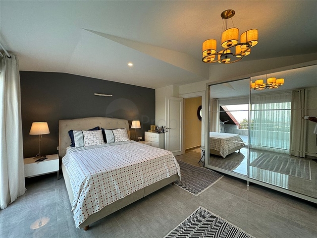 فيلا في الجزء الأوسط من ألانيا مطلة على البحر