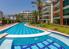 شقة 2 + 1 في منطقة أوبا 