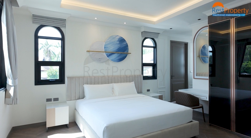 فيلات على طراز البحر الأبيض المتوسط في بانغ تاو