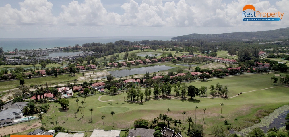 فيلات على طراز البحر الأبيض المتوسط في بانغ تاو