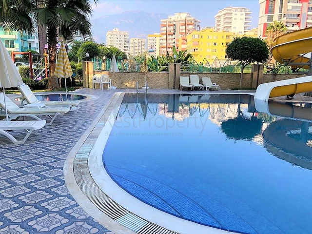 شقة 1+1 في منطقة محمودلار مطلة على البحر