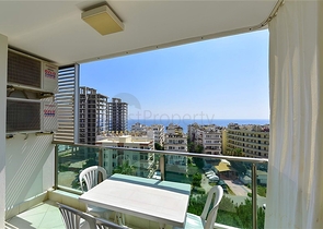 شقة 1+1 في منطقة محمودلار مطلة على البحر